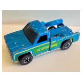 Set of 2 Vintage Hot Wheels Redlines Backwoods Bomb Camping Trucks