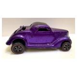 2 Vintage Hot Wheels Redlines Cars: Classic Ford Coupe and 57 T-Bird Purple