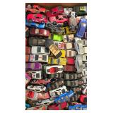 LR - 2 Flats of Loose Hot Wheels Diecast Cars Collection