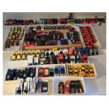 LR - Large Collection of Used Hot Wheels Cars