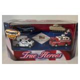 LR - Lot of 5 Hot Wheels and Matchbox Diecast Vehicle Collector Sets in Boxes