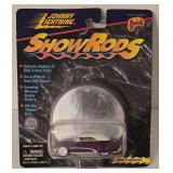 DR - Hot Wheels Collectibles Lot - Puzzle, Diecast Cars, Ornaments, Party Favors, and Stationery