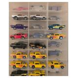 DR - Pair of Double-Sided Storage Cases with Hot Wheels Car Collection