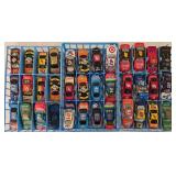 DR - Lot of 8 Trays of Used Loose Hot Wheels Cars