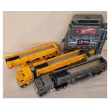 DR - Hot Wheels 25th Anniversary Case with 2 Carrier Trucks and Extra Trailer