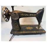 Vintage Singer Sewing Machine Lamp