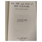 The ABC and XYZ of Bee Culture The A.I. Root Bee Library 1940