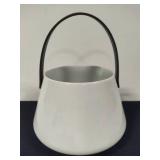 Vista Alegre Jardiniere Handled Pot