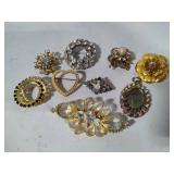 Log of Vintage Blingy Brooches/Pendants
