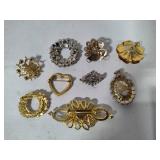 Log of Vintage Blingy Brooches/Pendants