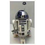 R2-D2 Hasbro 2002 Star Wars 16" Voice Activated Interactive Droid (Works)
