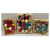 Misc. Vintage Christmas Ornaments And Décor