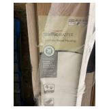 193.36 Square Feet of TrafficMaster Laminate Wood Flooring Rockwood Oak Lot - Multiple Boxes