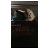 Mixed Household and Seasonal Items Pallet with Decor and Gadgets