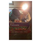 Mixed Household and Seasonal Items Pallet with Decor and Gadgets