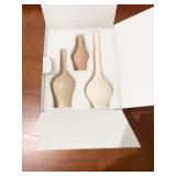 ZENS YuHu Chun Set of 3 Ceramic Flower Vases
