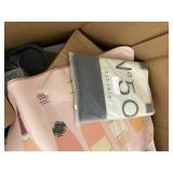 Pallet Lot of Home Decor, Accessories, and Small Household Items