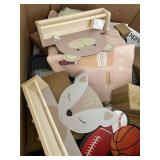 Pallet Lot of Home Decor, Accessories, and Small Household Items