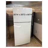 Frigidaire Top Freezer Refrigerator 30in x 28in x 66in