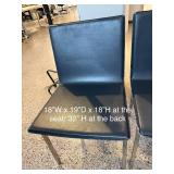 Modern Round Dining Table with 4 Black Chairs