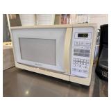 Emerson 1000 Watt Microwave Oven with Glass Turntable