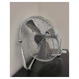 SMC Industrial Floor Fan with Adjustable Speed Control