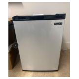 Magic Chef Mini Refrigerator Model HMBR2655SE1