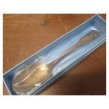 (LRF) Assorted Vintage Metal Items ...