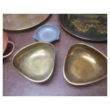(LRB) Assorted Vintage Metal Trays ...