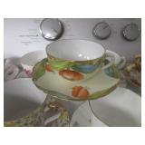 (K) Large Assortment of Vintage Cup...