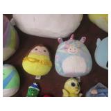 (STR) Assorted Sized SquishMallows,...