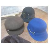 (LRB) Interesting Wood Hammer Decor...