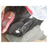 (K) Big Bix Full of Assorted Shoes ...