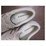 (K) Pair of Converse One Star Shoes...