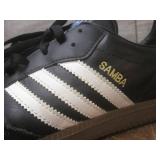 (K) Pair of Adidas Samba Shoes Size...