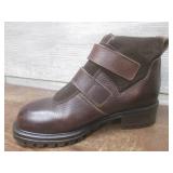 (K) Pair of L.L. Bean Velcro Closur...