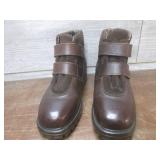(K) Pair of L.L. Bean Velcro Closur...