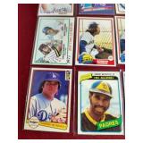 (16) Vintage Baseball Cards - Stars & HOFers