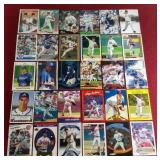 (30) Greg Maddux Cards