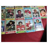 (50) 1974 Topps Football Cards
