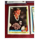 (4) Wayne Gretzky Cards