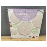 32 Piece Art 101 Embroidery Craft Set - Brand New