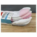 4 Brand New Pairs of Hanes Absolute Active No Show Women