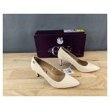 Gloria Vanderbilt Marilyn Pumps US Women