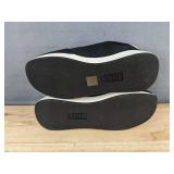 DKNY Onika Lace Up Sneakers Black Ladies US 7 - Brand New