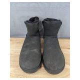 Kirkland Ladies Shearling Scalloped Edge Boot Size 10 Black