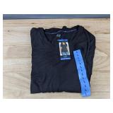 GAP Black V-Neck Tee Large $35 Retail - Brand New