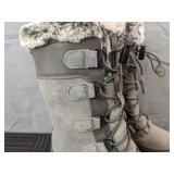 Brand New All In Motion Thermolite Winter Boots Kid