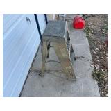 Louisville Three Step Ladder with Wheels and Handle 300 lb Capacity