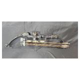 Trophy Graphite Compound Bow with Mongoose Sight and Arrows